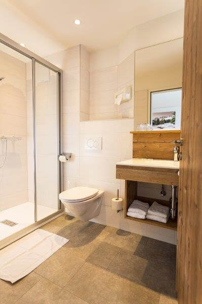 wurzer-hotel-filzmoos-oostenrijk-sanitair